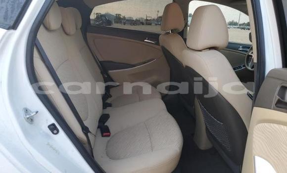Acheter Neuf Voiture Hyundai Accent Blanc à Lagos, État de Lagos Acheter Neuf Voiture Hyundai Accent Blanc à Lagos, État de Lagos