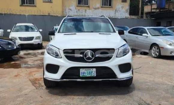 Acheter Occasion Voiture Mercedes-Benz ML–Class Blanc à Abuja, État de Lagos