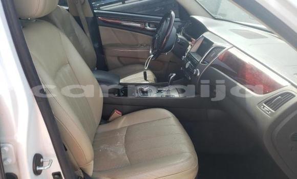 Acheter Neuf Voiture Hyundai Equus Blanc à Lagos, État de Lagos Acheter Neuf Voiture Hyundai Equus Blanc à Lagos, État de Lagos