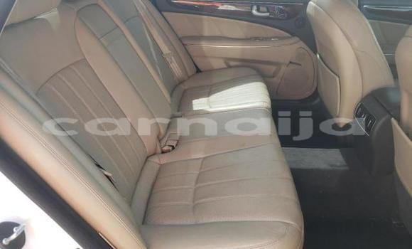 Acheter Neuf Voiture Hyundai Equus Blanc à Lagos, État de Lagos Acheter Neuf Voiture Hyundai Equus Blanc à Lagos, État de Lagos