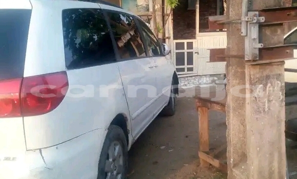 Buy Used Toyota Altezza White Car in Lagos in Lagos State