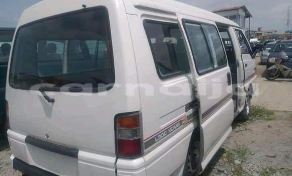 Acheter Neuf Voiture Mitsubishi L300 Blanc à Badagry, État de Lagos Acheter Neuf Voiture Mitsubishi L300 Blanc à Badagry, État de Lagos