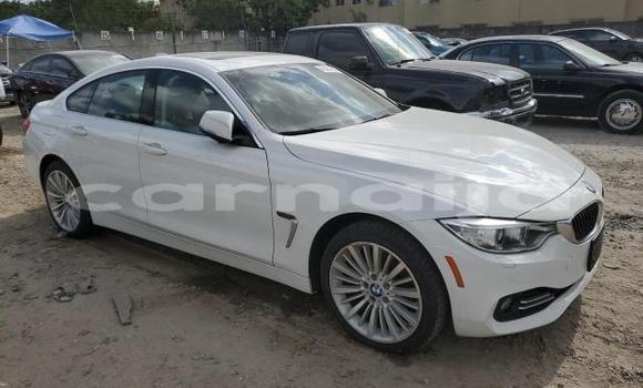 Acheter Neuf Voiture BMW 4-Series Blanc à Lagos, État de Lagos Acheter Neuf Voiture BMW 4-Series Blanc à Lagos, État de Lagos