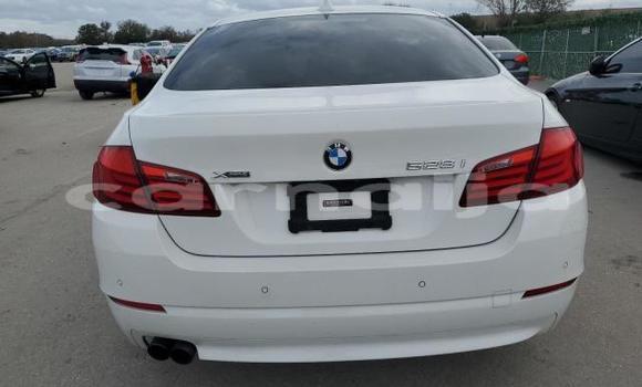 Acheter Neuf Voiture BMW 5–Series Blanc à Lagos, État de Lagos Acheter Neuf Voiture BMW 5–Series Blanc à Lagos, État de Lagos