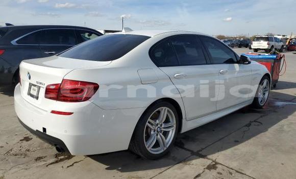 Acheter Neuf Voiture BMW 5–Series Blanc à Lagos, État de Lagos Acheter Neuf Voiture BMW 5–Series Blanc à Lagos, État de Lagos
