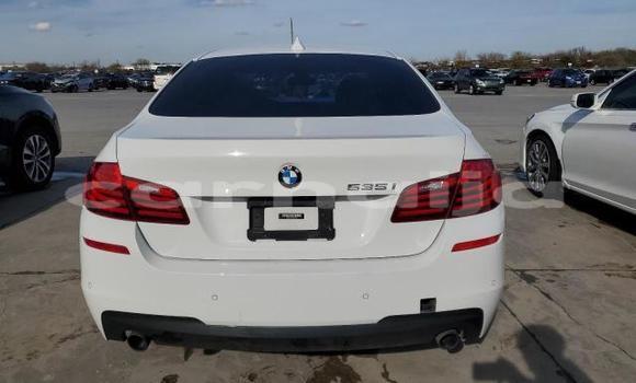Acheter Neuf Voiture BMW 5–Series Blanc à Lagos, État de Lagos Acheter Neuf Voiture BMW 5–Series Blanc à Lagos, État de Lagos
