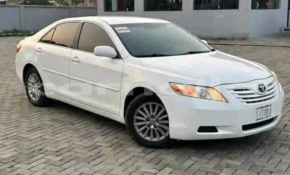 Acheter Occasion Voiture Toyota Camry Blanc à Abak, État d'Akwa Ibom