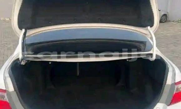 Buy Used Toyota Camry White Car in Abak in Akwa Ibom State Buy Used Toyota Camry White Car in Abak in Akwa Ibom State