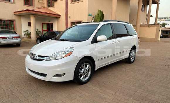 Acheter Occasion Voiture Toyota Sienna Blanc à Abuja, État de Lagos Acheter Occasion Voiture Toyota Sienna Blanc à Abuja, État de Lagos