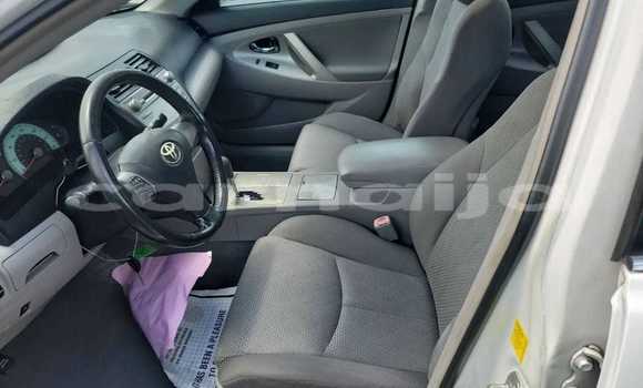 Acheter Occasion Voiture Toyota Camry Blanc à Abuja, État de Lagos Acheter Occasion Voiture Toyota Camry Blanc à Abuja, État de Lagos