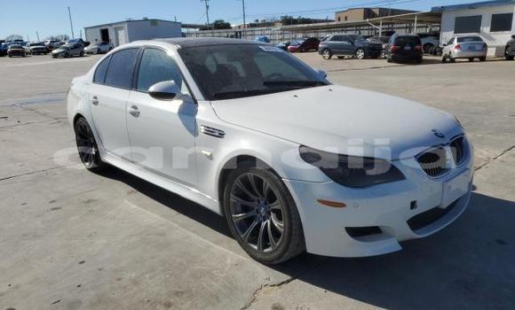 Acheter Neuf Voiture BMW M5 Blanc à Badagry, État de Lagos Acheter Neuf Voiture BMW M5 Blanc à Badagry, État de Lagos