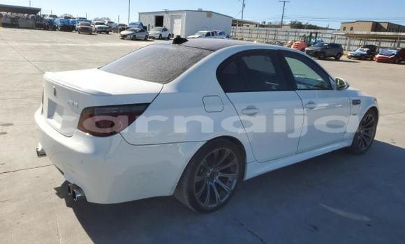 Acheter Neuf Voiture BMW M5 Blanc à Badagry, État de Lagos Acheter Neuf Voiture BMW M5 Blanc à Badagry, État de Lagos