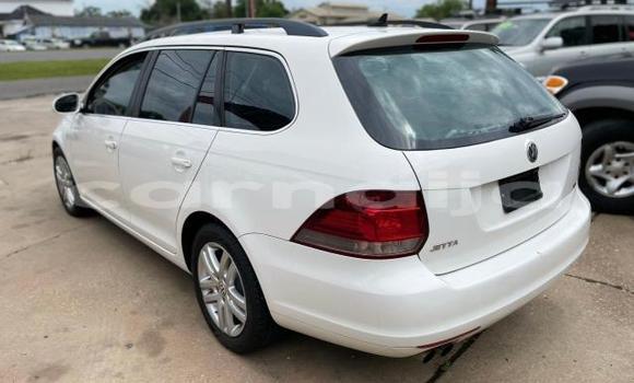 Acheter Import Voiture Volkswagen Jetta Blanc à Lagos, État de Lagos Acheter Import Voiture Volkswagen Jetta Blanc à Lagos, État de Lagos