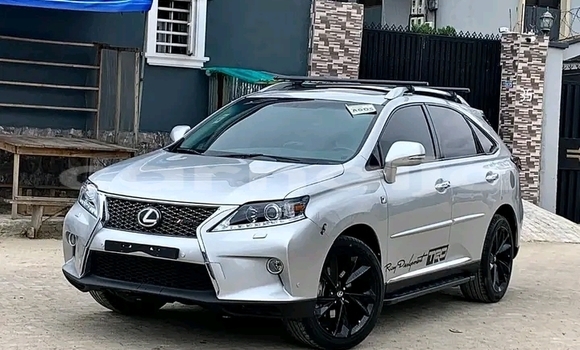 Acheter Occasion Voiture Lexus RX 350 Marron à Abuja, État de Lagos Acheter Occasion Voiture Lexus RX 350 Marron à Abuja, État de Lagos