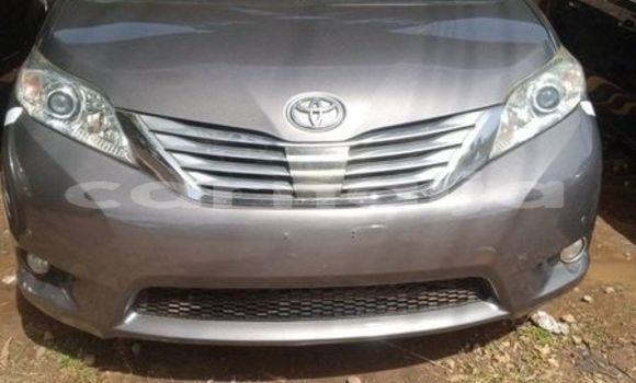 Buy Used Toyota Sienna Other Car in Abuja in Lagos State Buy Used Toyota Sienna Other Car in Abuja in Lagos State