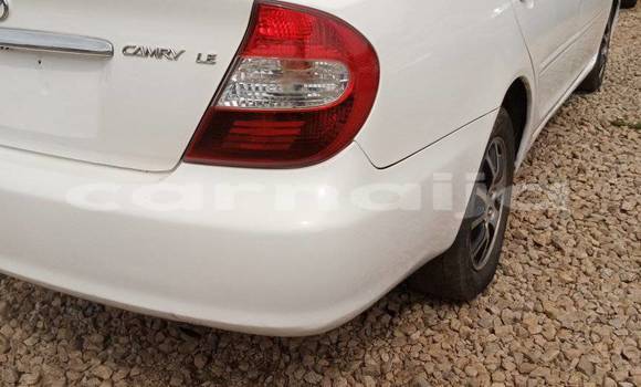 Acheter Occasion Voiture Toyota Camry Blanc à Abuja, État de Lagos Acheter Occasion Voiture Toyota Camry Blanc à Abuja, État de Lagos