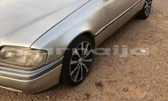 Acheter Occasion Voiture Mercedes-Benz C–Class Autre à Abuja, État de Lagos Acheter Occasion Voiture Mercedes-Benz C–Class Autre à Abuja, État de Lagos