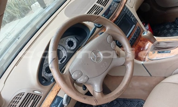 Acheter Import Voiture Mercedes-Benz C–Class Noir à Daura, Katsina Acheter Import Voiture Mercedes-Benz C–Class Noir à Daura, Katsina