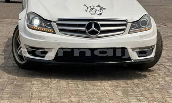 Buy Used Mercedes-Benz C–Class White Car in Abuja in Lagos State Buy Used Mercedes-Benz C–Class White Car in Abuja in Lagos State