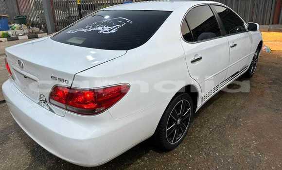 Buy Used Lexus ES 300 White Car in Abuja in Lagos State
