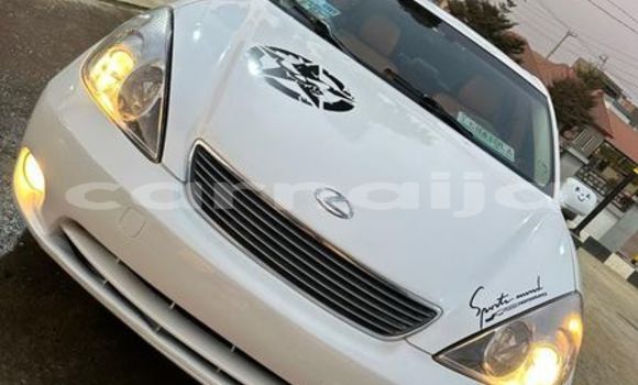 Buy Used Lexus ES 300 White Car in Abuja in Lagos State Buy Used Lexus ES 300 White Car in Abuja in Lagos State