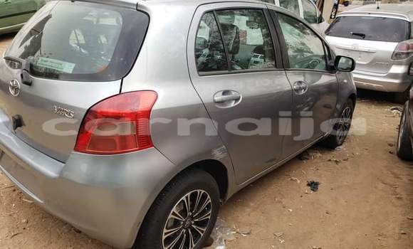 Acheter Import Voiture Toyota Corolla Verso Gris à Daura, Katsina Acheter Import Voiture Toyota Corolla Verso Gris à Daura, Katsina