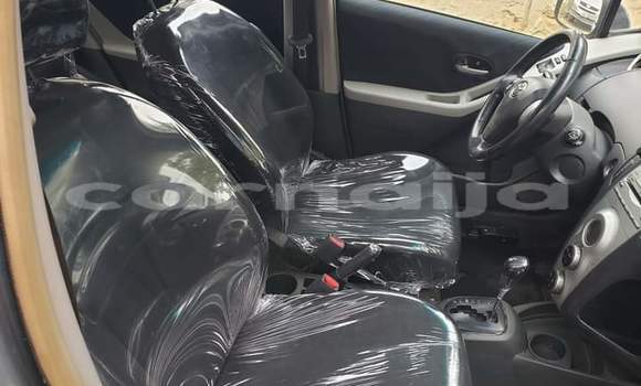 Acheter Import Voiture Toyota Corolla Verso Gris à Daura, Katsina Acheter Import Voiture Toyota Corolla Verso Gris à Daura, Katsina