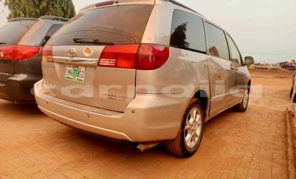 Buy Used Toyota Sienta Other Car in Abuja in Lagos State