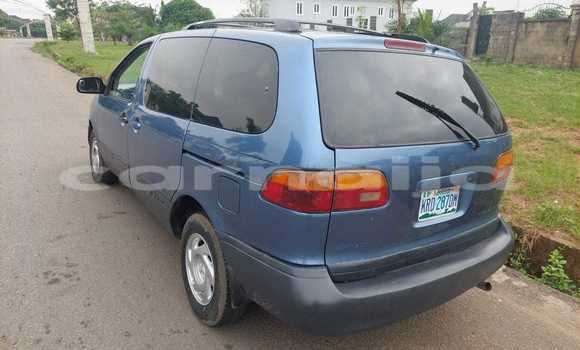 Acheter Occasion Voiture Toyota Sienna Bleu à Abakaliki, État d'Ebonyi Acheter Occasion Voiture Toyota Sienna Bleu à Abakaliki, État d'Ebonyi