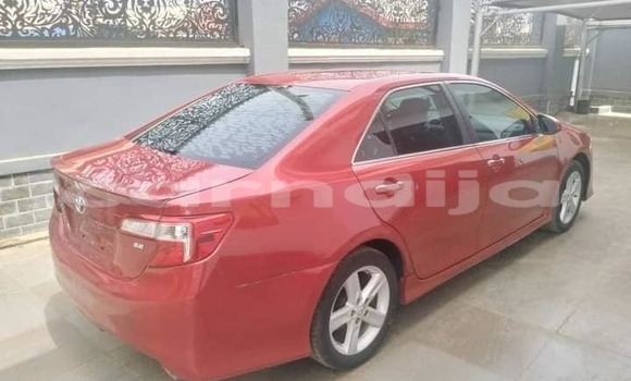 Acheter Occasion Voiture Toyota Camry Rouge à Abuja, État de Lagos Acheter Occasion Voiture Toyota Camry Rouge à Abuja, État de Lagos