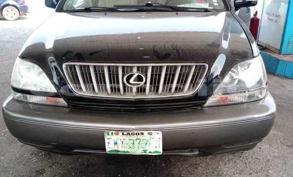 Acheter Occasion Voiture Lexus RX 300 Noir à Abak, État d'Akwa Ibom Acheter Occasion Voiture Lexus RX 300 Noir à Abak, État d'Akwa Ibom