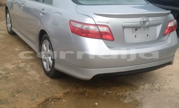 Acheter Occasion Voiture Toyota Camry Gris à Ipokia, État d'Ogun Acheter Occasion Voiture Toyota Camry Gris à Ipokia, État d'Ogun
