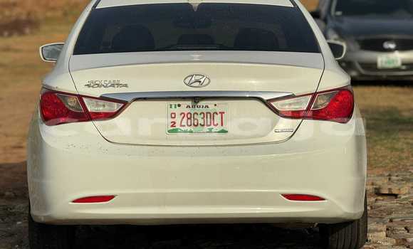 Buy Used Hyundai Sonata White Car in Abuja in Lagos State Buy Used Hyundai Sonata White Car in Abuja in Lagos State