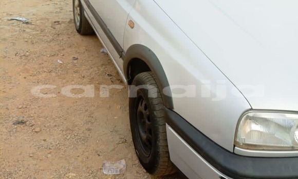 Buy Used Volkswagen Golf White Car in Abuja in Lagos State Buy Used Volkswagen Golf White Car in Abuja in Lagos State