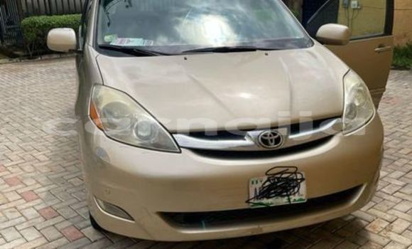 Buy Used Toyota Sienna Other Car in Abak in Akwa Ibom State