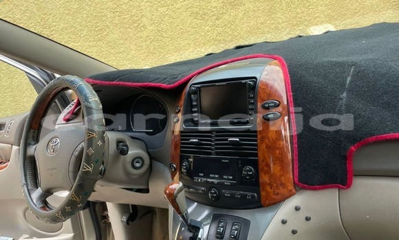 Acheter Occasion Voiture Toyota Sienna Autre à Abak, État d'Akwa Ibom Acheter Occasion Voiture Toyota Sienna Autre à Abak, État d'Akwa Ibom
