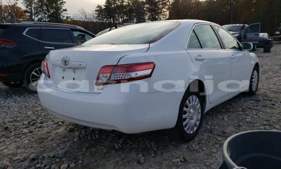 Acheter Neuf Voiture Toyota Camry Blanc à Lagos, État de Lagos Acheter Neuf Voiture Toyota Camry Blanc à Lagos, État de Lagos