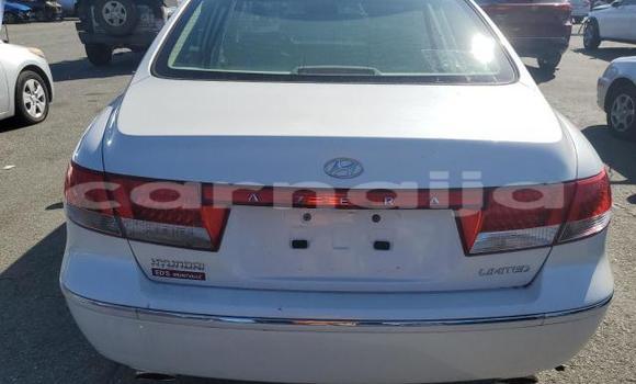 Buy New Hyundai Azera White Car in Lagos in Lagos State Buy New Hyundai Azera White Car in Lagos in Lagos State