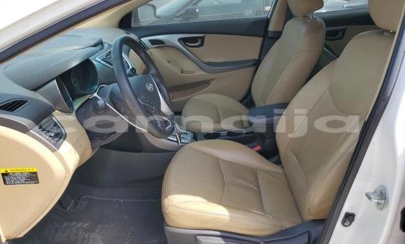 Acheter Neuf Voiture Hyundai Elantra Blanc à Lagos, État de Lagos Acheter Neuf Voiture Hyundai Elantra Blanc à Lagos, État de Lagos