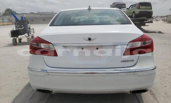 Acheter Neuf Voiture Hyundai Genesis Blanc à Lagos, État de Lagos Acheter Neuf Voiture Hyundai Genesis Blanc à Lagos, État de Lagos