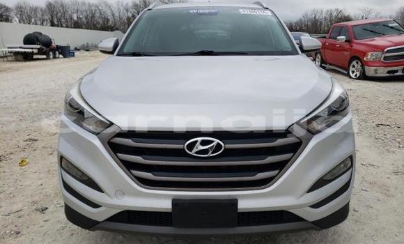 Buy New Hyundai Tucson Silver Car in Lagos in Lagos State Buy New Hyundai Tucson Silver Car in Lagos in Lagos State