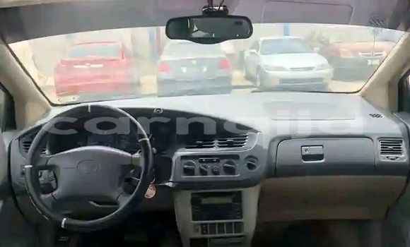 Buy New Toyota Sienna Silver Car in Benin in Edo Buy New Toyota Sienna Silver Car in Benin in Edo