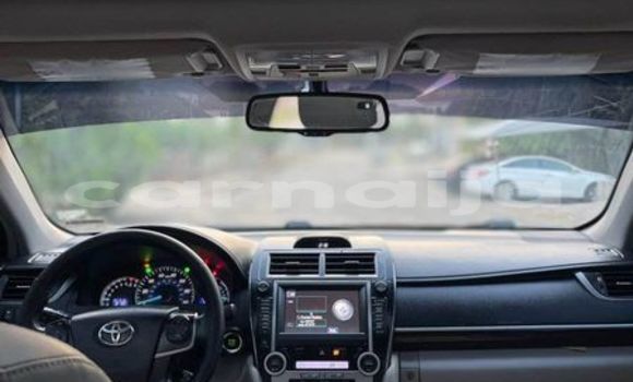 Acheter Occasion Voiture Toyota Camry Blanc à Lagos, État de Lagos Acheter Occasion Voiture Toyota Camry Blanc à Lagos, État de Lagos