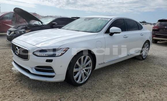 Acheter Neuf Voiture Volvo S90 Blanc à Lagos, État de Lagos Acheter Neuf Voiture Volvo S90 Blanc à Lagos, État de Lagos