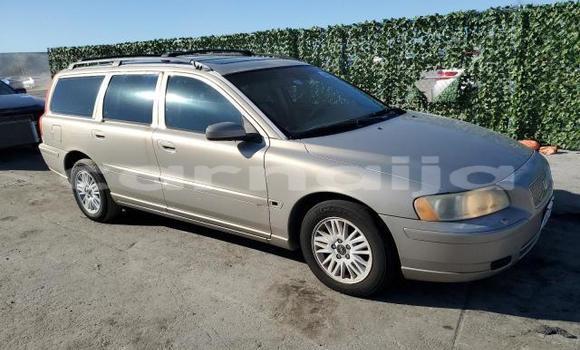 Acheter Neuf Voiture Volvo V70 Marron à Lagos, État de Lagos Acheter Neuf Voiture Volvo V70 Marron à Lagos, État de Lagos