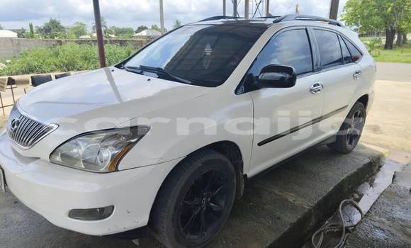 Acheter Occasion Voiture Lexus RX 330 Blanc à Abak, État d'Akwa Ibom Acheter Occasion Voiture Lexus RX 330 Blanc à Abak, État d'Akwa Ibom