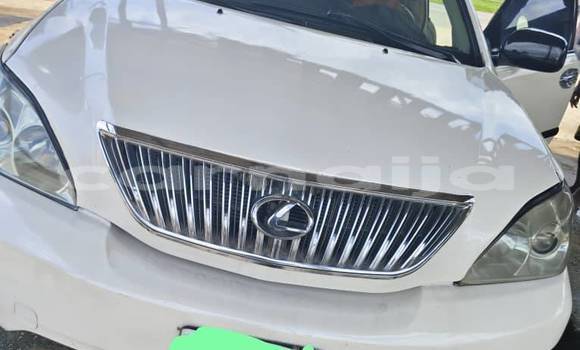 Acheter Occasion Voiture Lexus RX 330 Blanc à Abak, État d'Akwa Ibom Acheter Occasion Voiture Lexus RX 330 Blanc à Abak, État d'Akwa Ibom