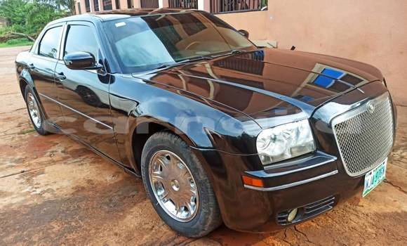 Acheter Occasion Voiture Chrysler 300 Noir à Abagana, État d'Anambra Acheter Occasion Voiture Chrysler 300 Noir à Abagana, État d'Anambra