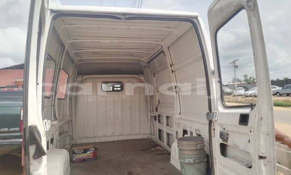 Acheter Occasion Voiture Fiat 126 Blanc à Abak, État d'Akwa Ibom Acheter Occasion Voiture Fiat 126 Blanc à Abak, État d'Akwa Ibom