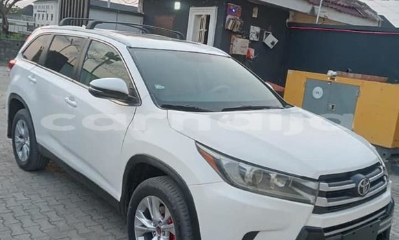 Acheter Occasion Voiture Toyota Highlander Noir à Abak, État d'Akwa Ibom Acheter Occasion Voiture Toyota Highlander Noir à Abak, État d'Akwa Ibom